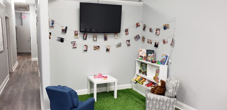 Awaken Chiropractic 3 768x373